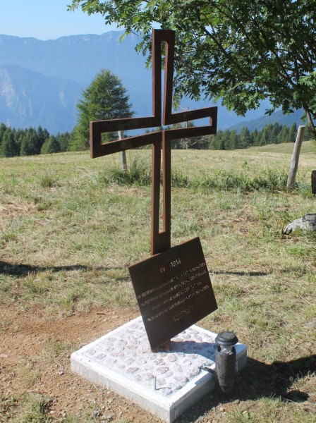 2015_Algund Malga Colo Süd Front Welsch Tirol_Gedenkkreuz Standschützen (2)