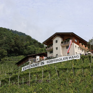 2025_Landesüblicher_Empfang_Dorf_Tirol