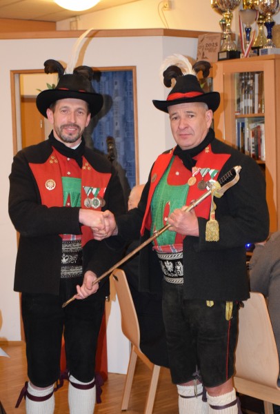 2026_Lana_JHV Neuwahlen Säbelübergabe(1)