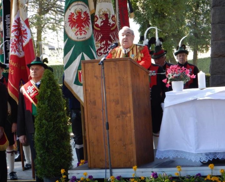 2015_Meran_Bezirk Gedenkfeier Soldatenfriedhof 22