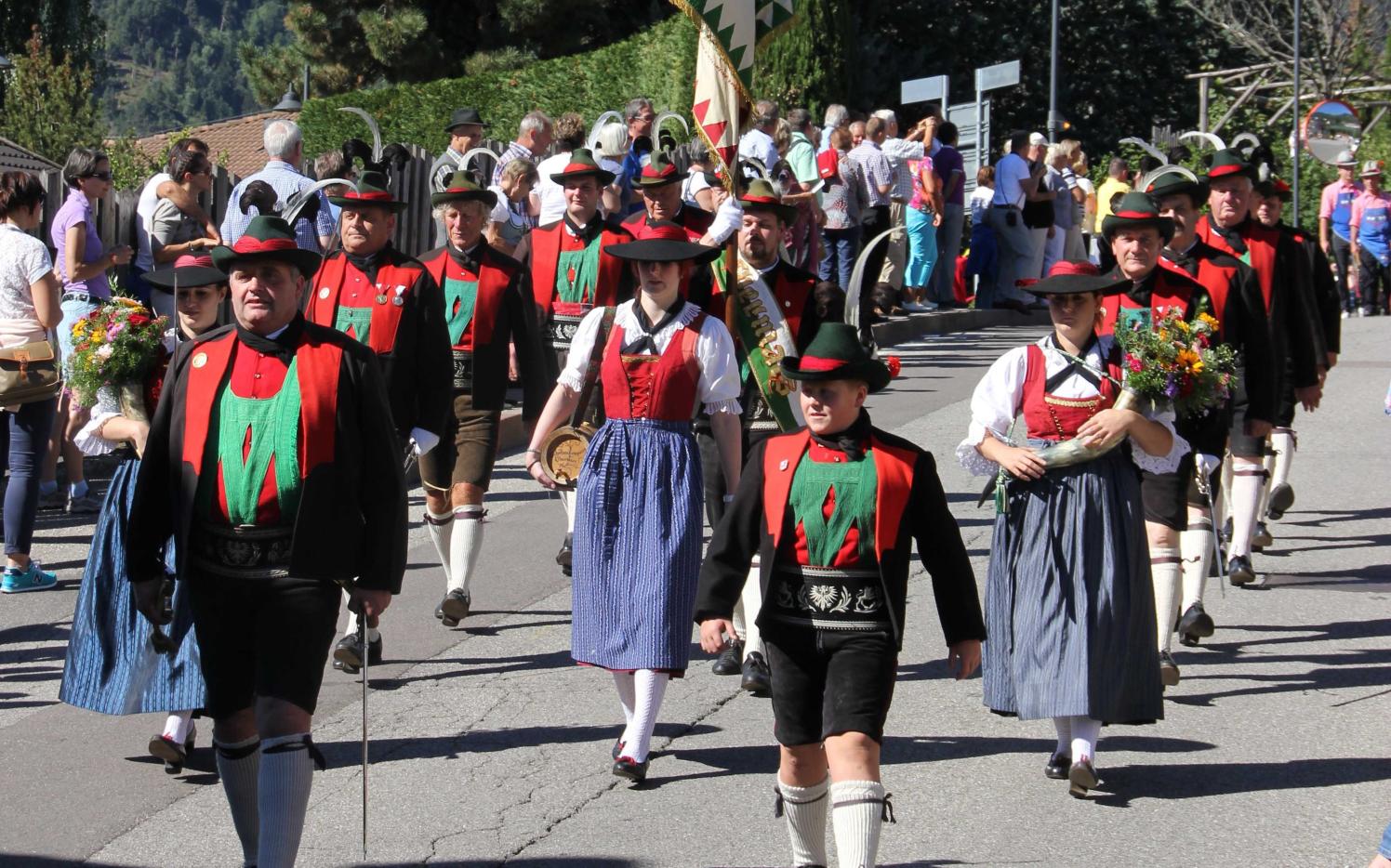 2015_Schenna_Herbstfest Schenna Umzug 005