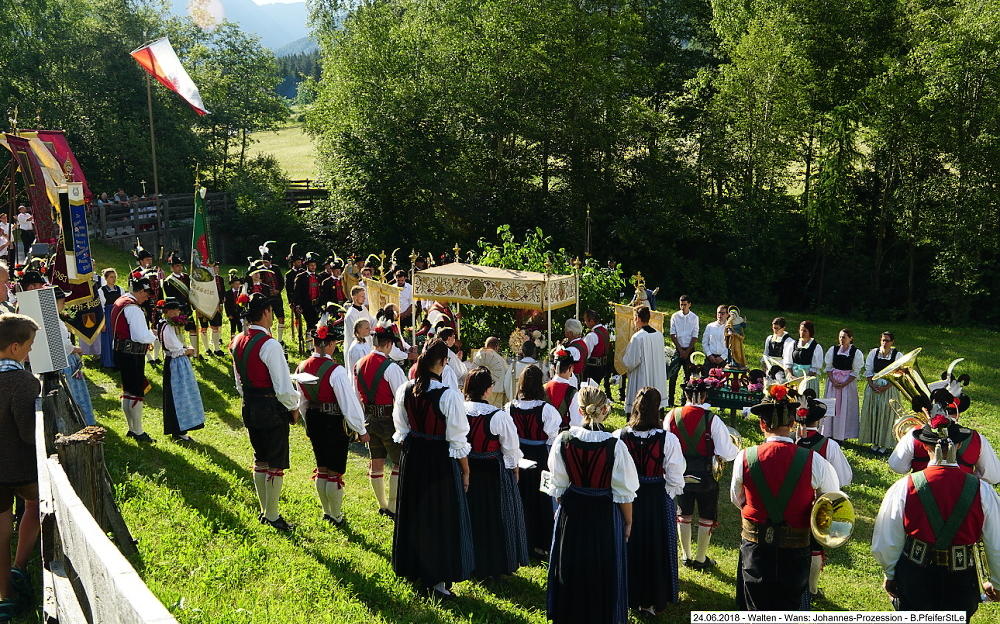 2018_Walten_Johannes Prozession 03